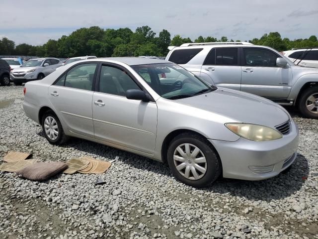 2005 Toyota Camry LE