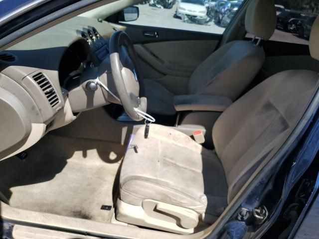 2010 Nissan Altima Base