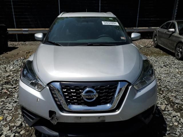 2019 Nissan Kicks S