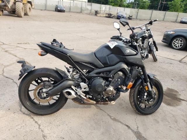 2018 Yamaha MT09