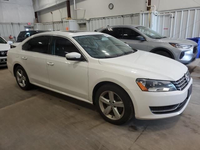 2013 Volkswagen Passat SE