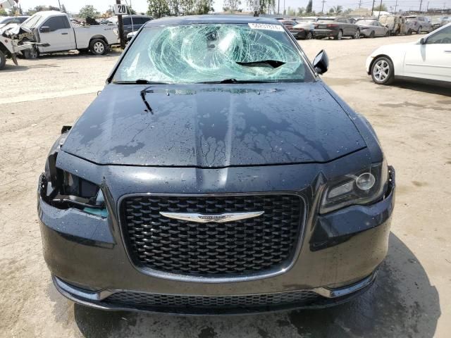 2015 Chrysler 300 S