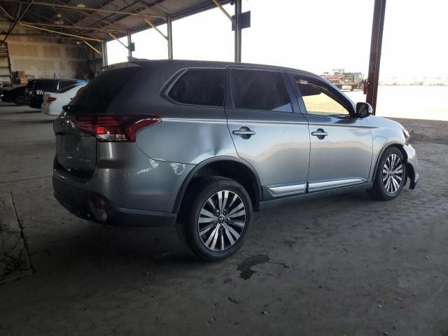 2019 Mitsubishi Outlander SE