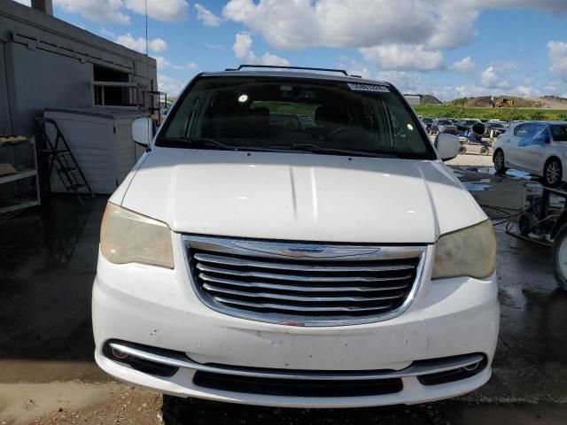 2014 Chrysler Town & Country Touring