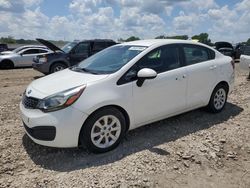 KIA Rio Vehiculos salvage en venta: 2015 KIA Rio LX