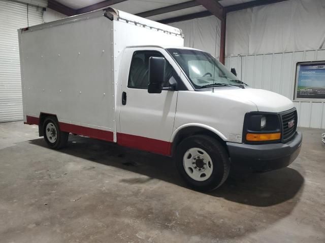 2011 GMC Savana Cutaway G3500