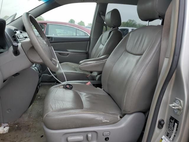 2008 Toyota Sienna CE