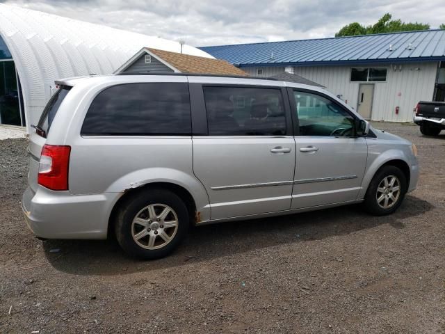 2011 Chrysler Town & Country Touring