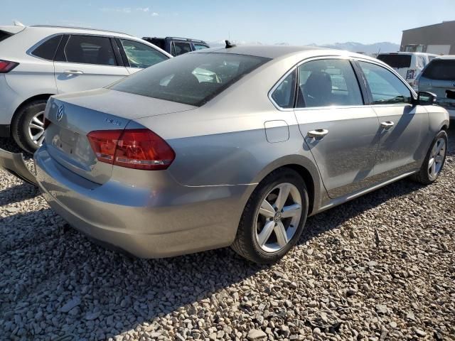 2014 Volkswagen Passat SE