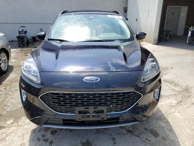 2021 Ford Escape Titanium