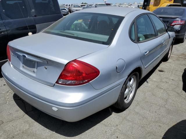 2005 Ford Taurus SE