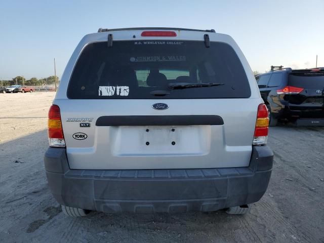 2005 Ford Escape XLT