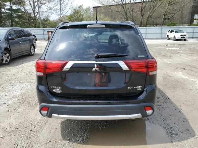 2016 Mitsubishi Outlander SE