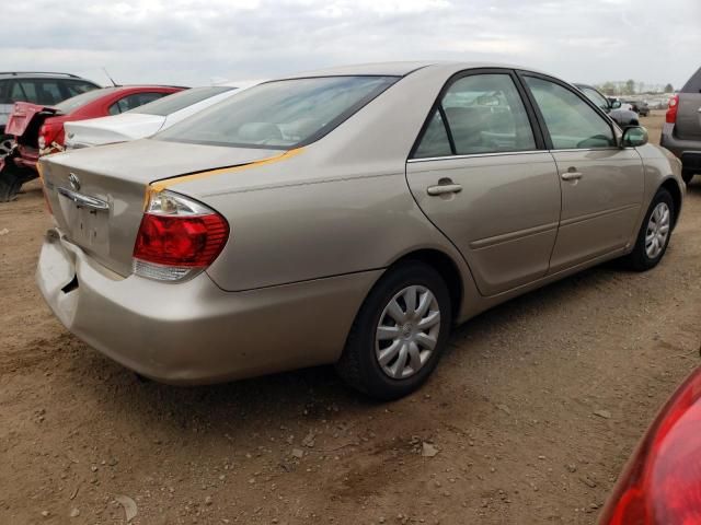 2005 Toyota Camry LE