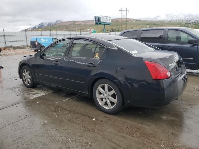 2004 Nissan Maxima SE