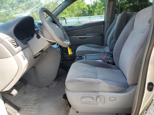 2007 Toyota Sienna CE