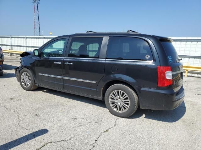 2013 Chrysler Town & Country Touring L