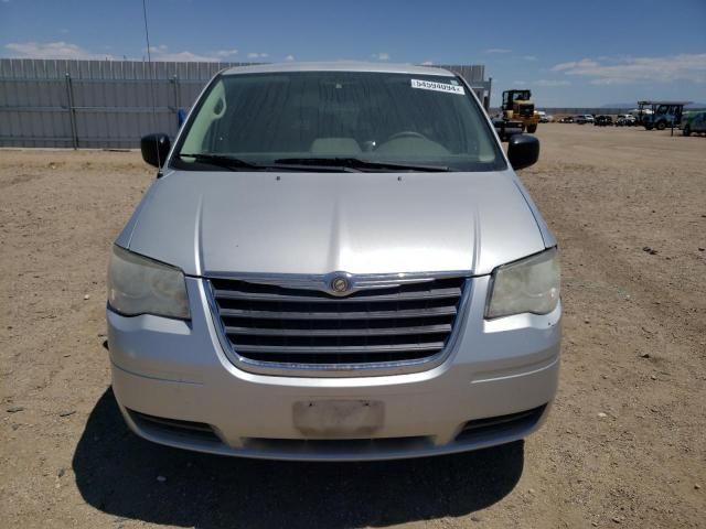 2008 Chrysler Town & Country LX