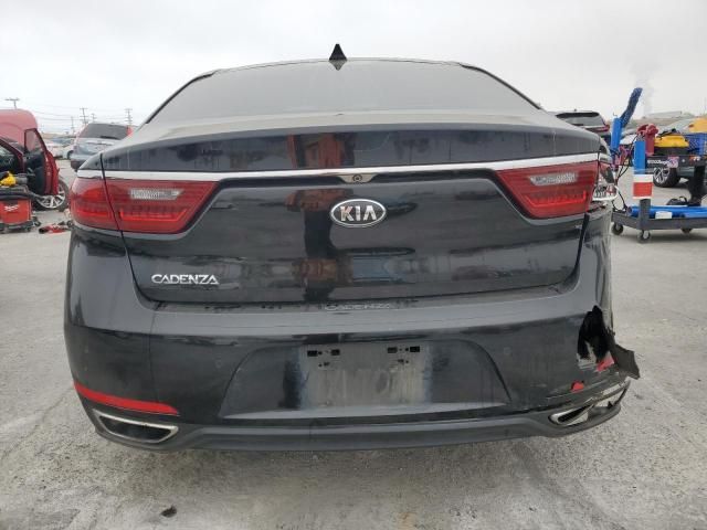 2017 KIA Cadenza Premium