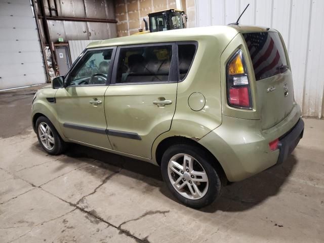 2011 KIA Soul +