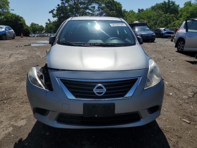 2013 Nissan Versa S