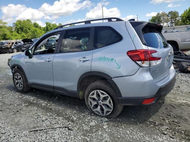 2024 Subaru Forester Premium