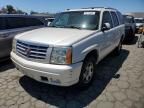 2004 Cadillac Escalade Luxury