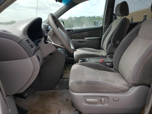 2006 Toyota Sienna CE