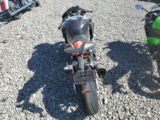 2020 Aprilia RSV4 RR