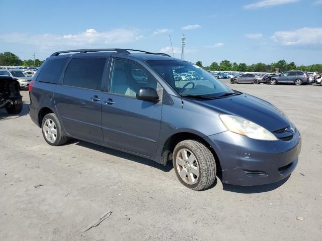 2010 Toyota Sienna CE