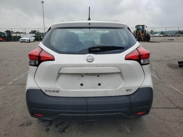 2019 Nissan Kicks S