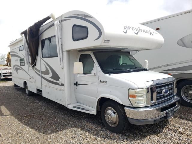 2010 Ford Econoline E450 Super Duty Cutaway Van