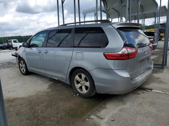 2015 Toyota Sienna LE