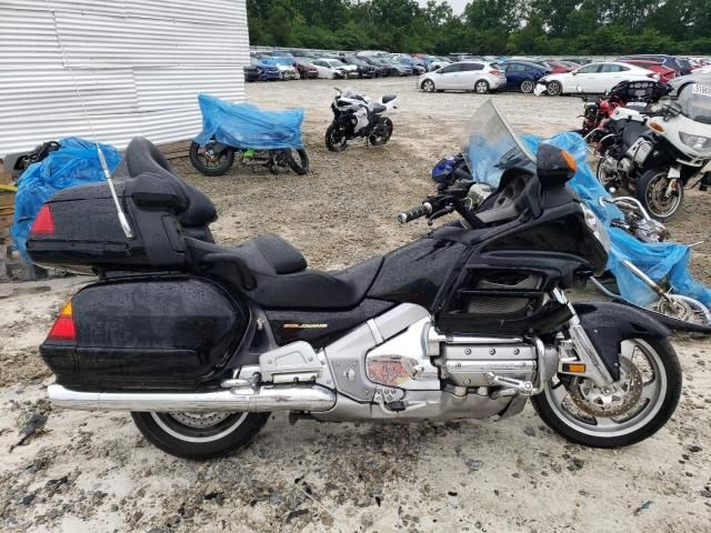 2001 Honda GL1800