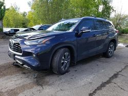 Salvage cars for sale at Portland, OR auction: 2022 Toyota Highlander XLE