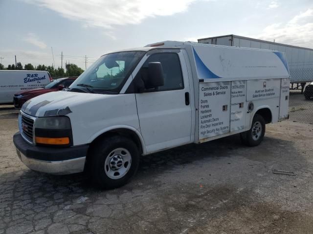 2011 GMC Savana Cutaway G3500