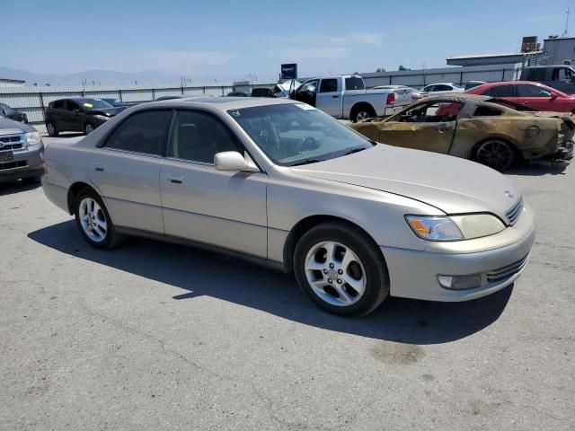 2000 Lexus ES 300