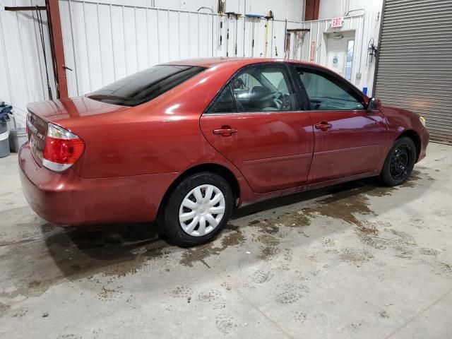 2005 Toyota Camry LE