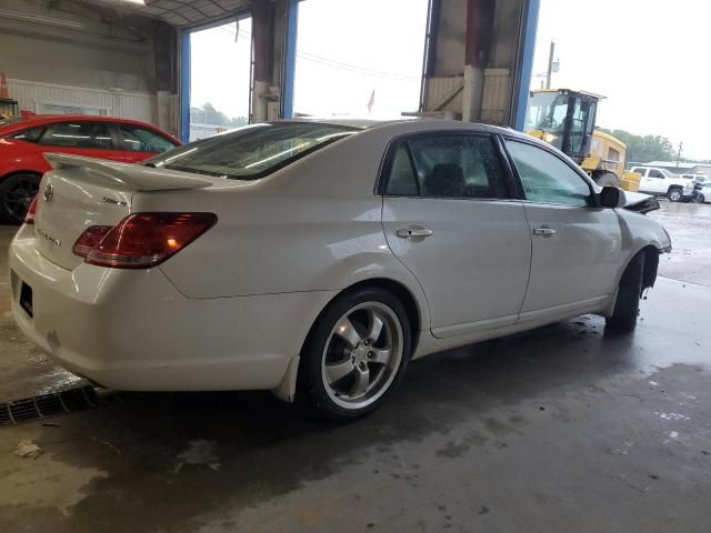 2005 Toyota Avalon XL