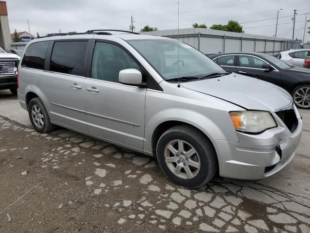 2010 Chrysler Town & Country Touring