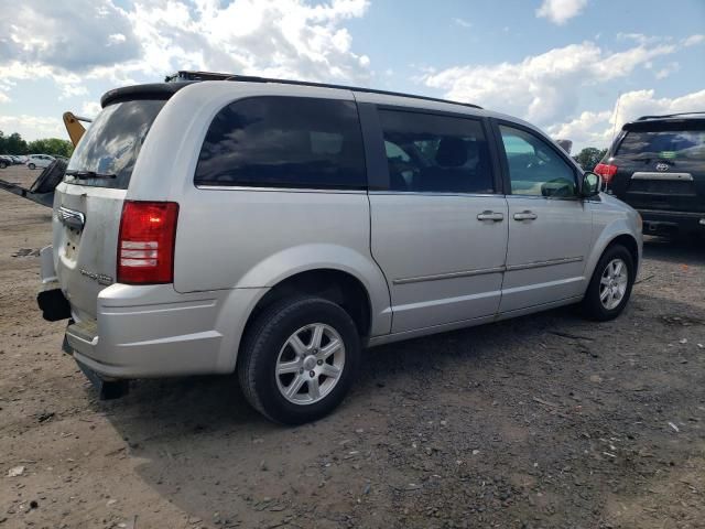 2010 Chrysler Town & Country Touring