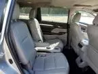 2017 Toyota Highlander SE