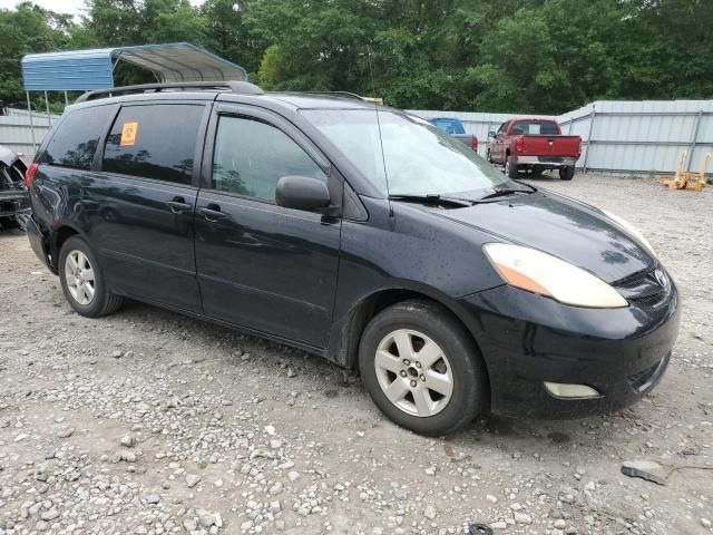 2008 Toyota Sienna XLE