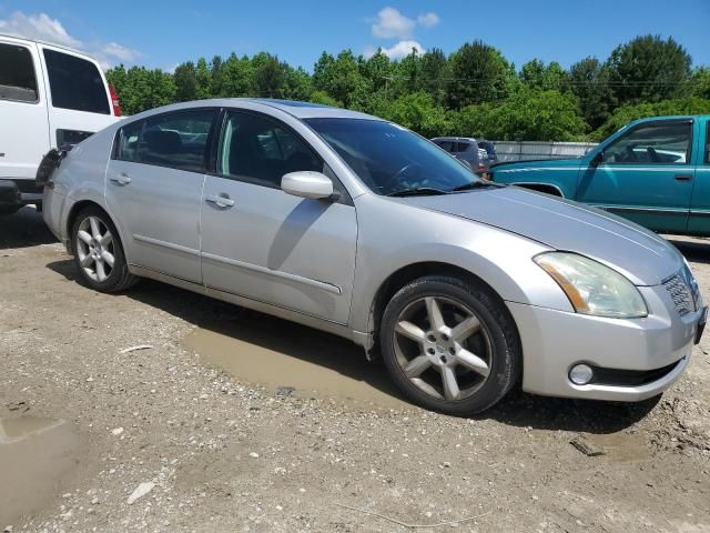 2004 Nissan Maxima SE