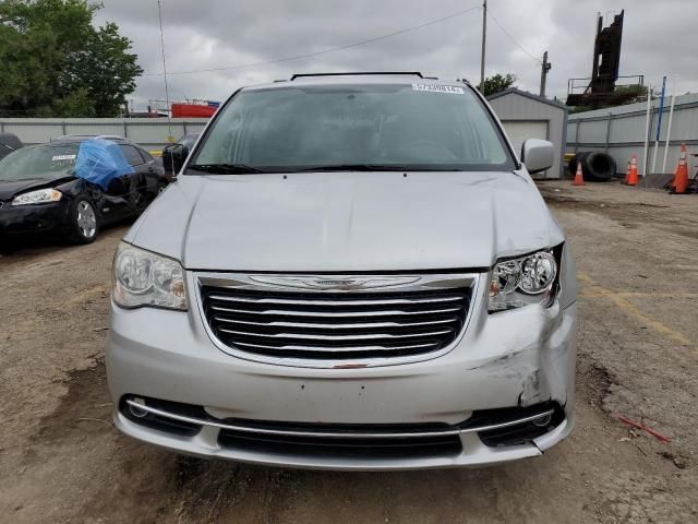 2012 Chrysler Town & Country Touring