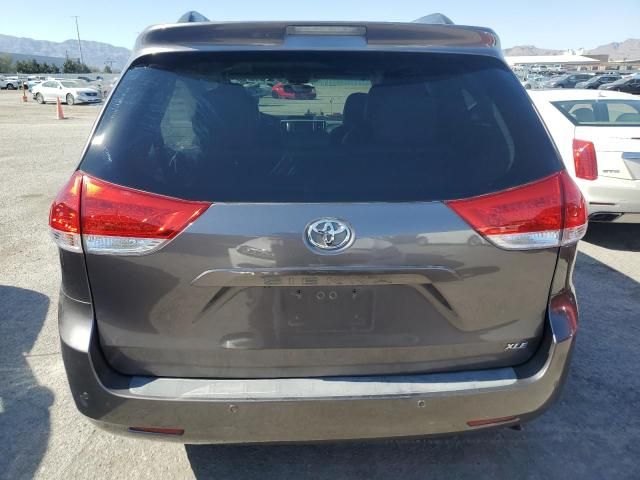 2013 Toyota Sienna XLE