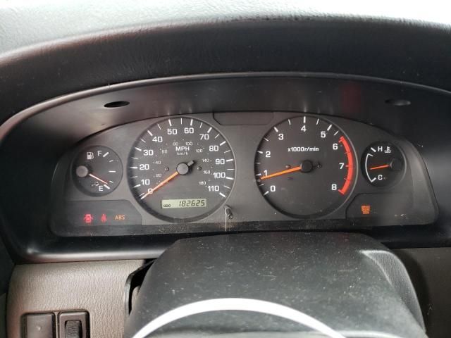 2001 Nissan Xterra XE