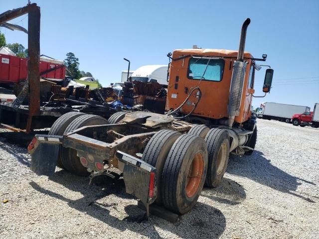 2007 Freightliner Conventional Columbia