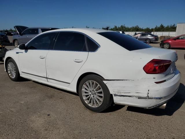 2016 Volkswagen Passat SE