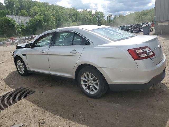 2014 Ford Taurus SE